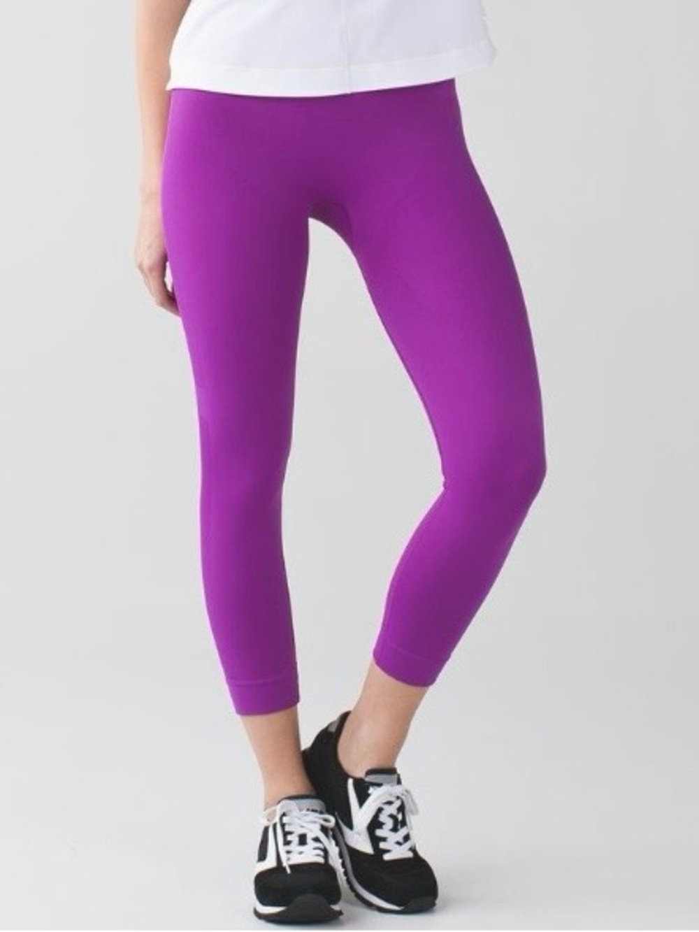 Lululemon Zone In Crop Tender Violet